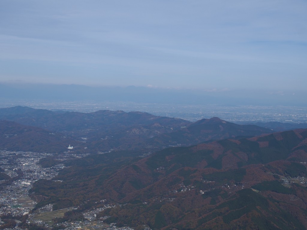 晩秋の武甲山から見える関東平野